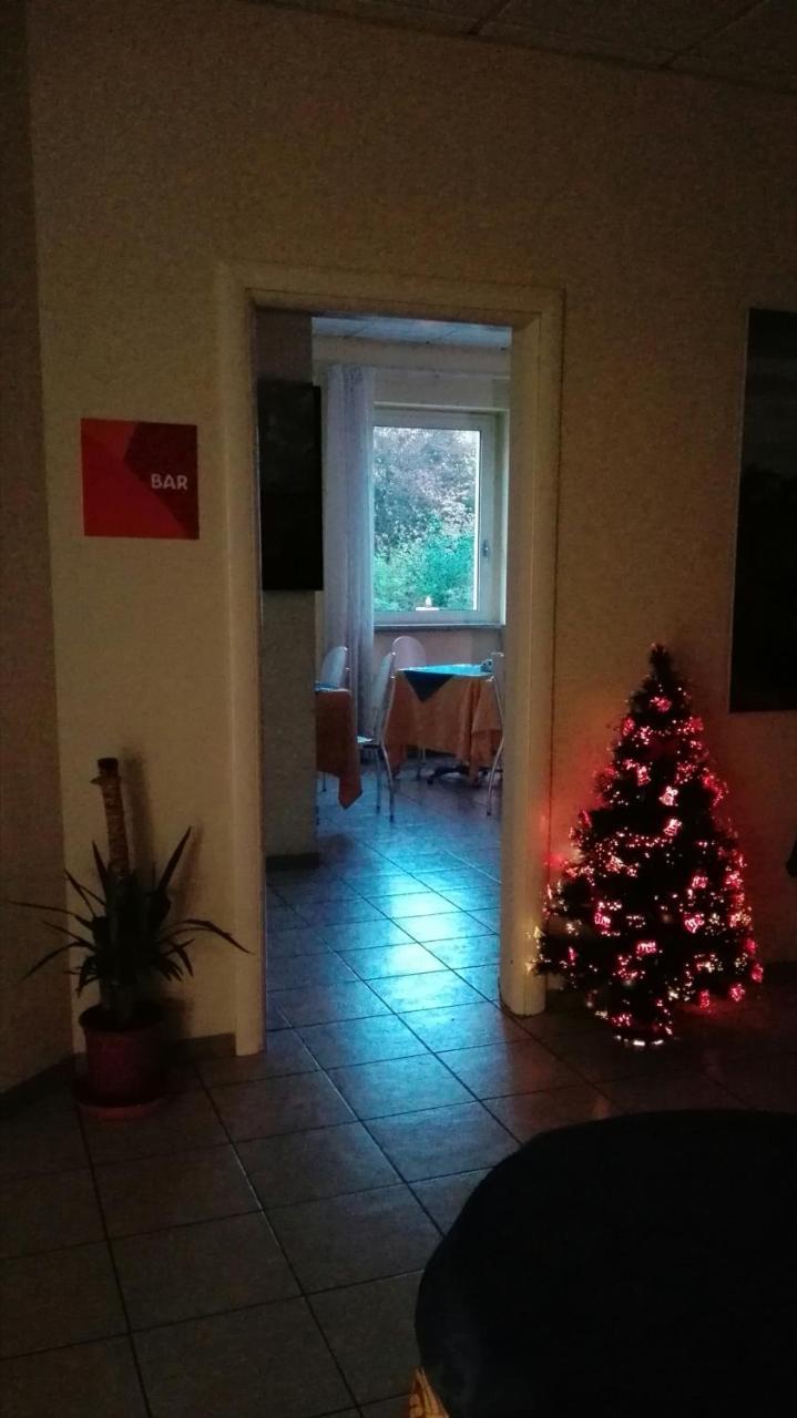 Hotel Motel Fiore Fiorenzuola dʼArda Extérieur photo